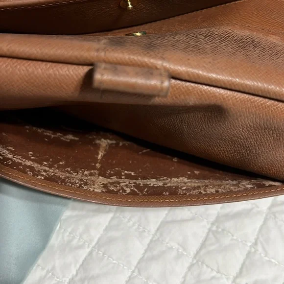 AUTHENTIC VINTAGE LV WALLET - Picture 5 of 12